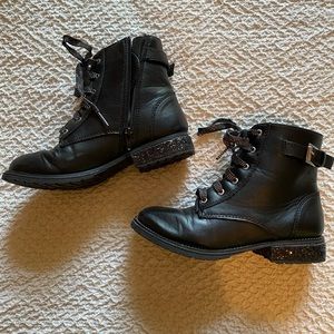 Kohl’s Girls lace up/zipper boots